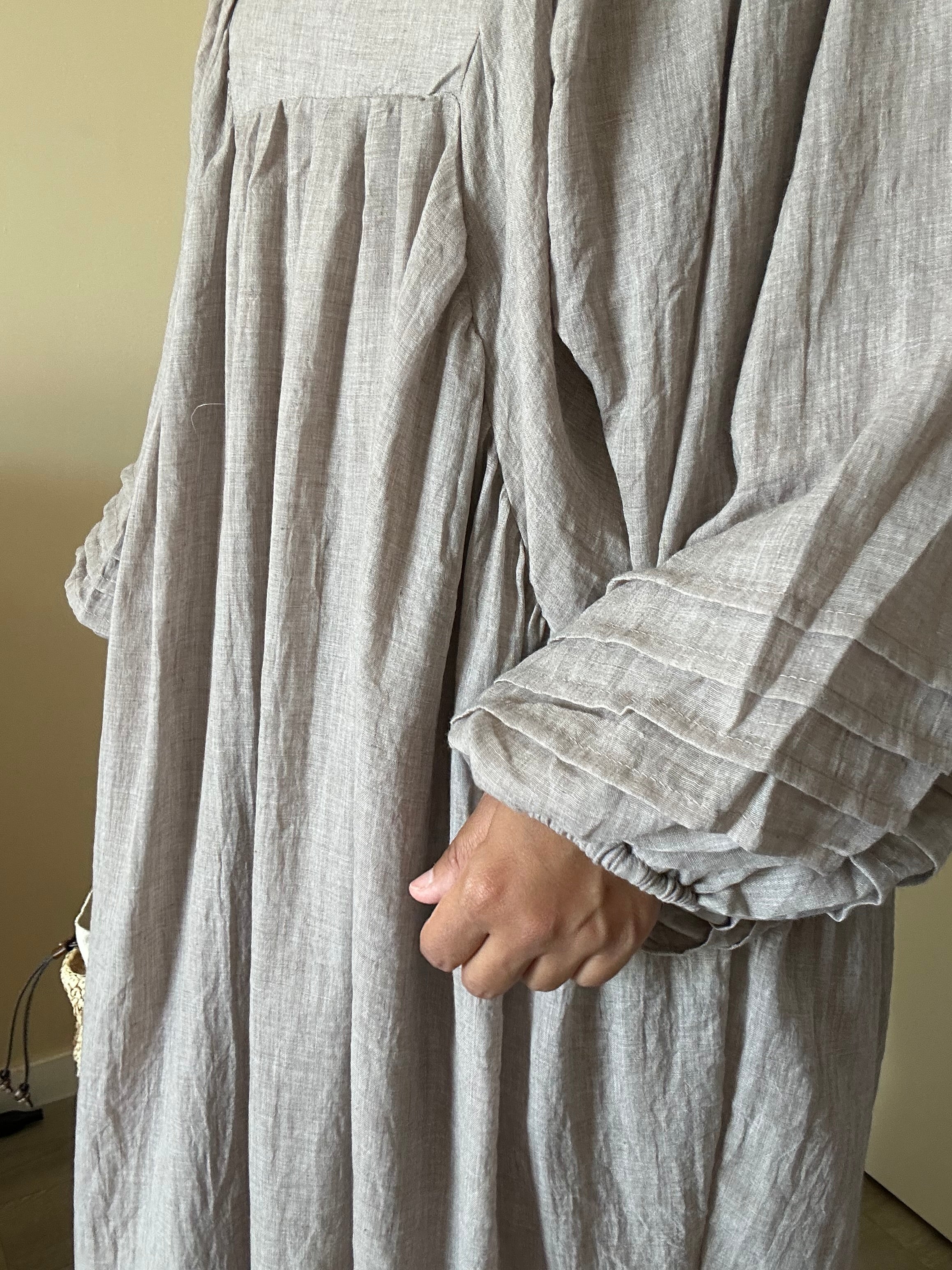 Robe manches bouffantes