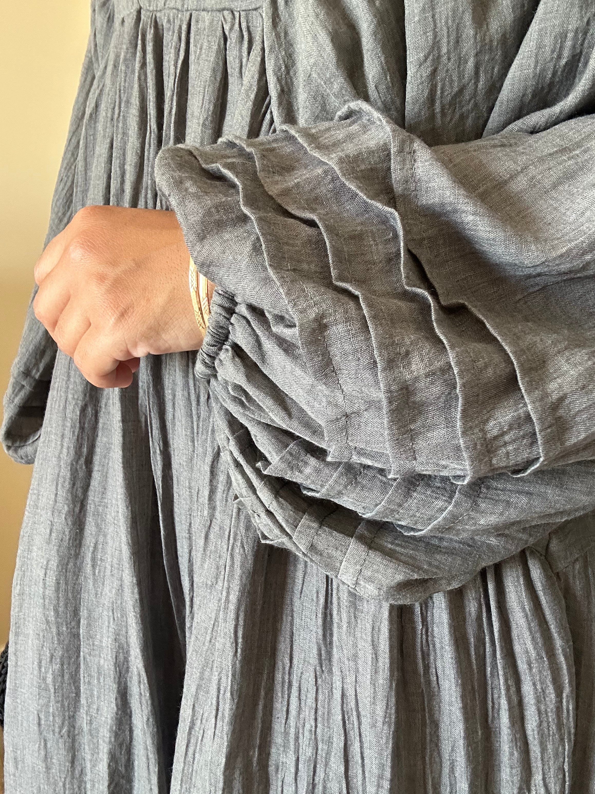 Robe manches bouffantes