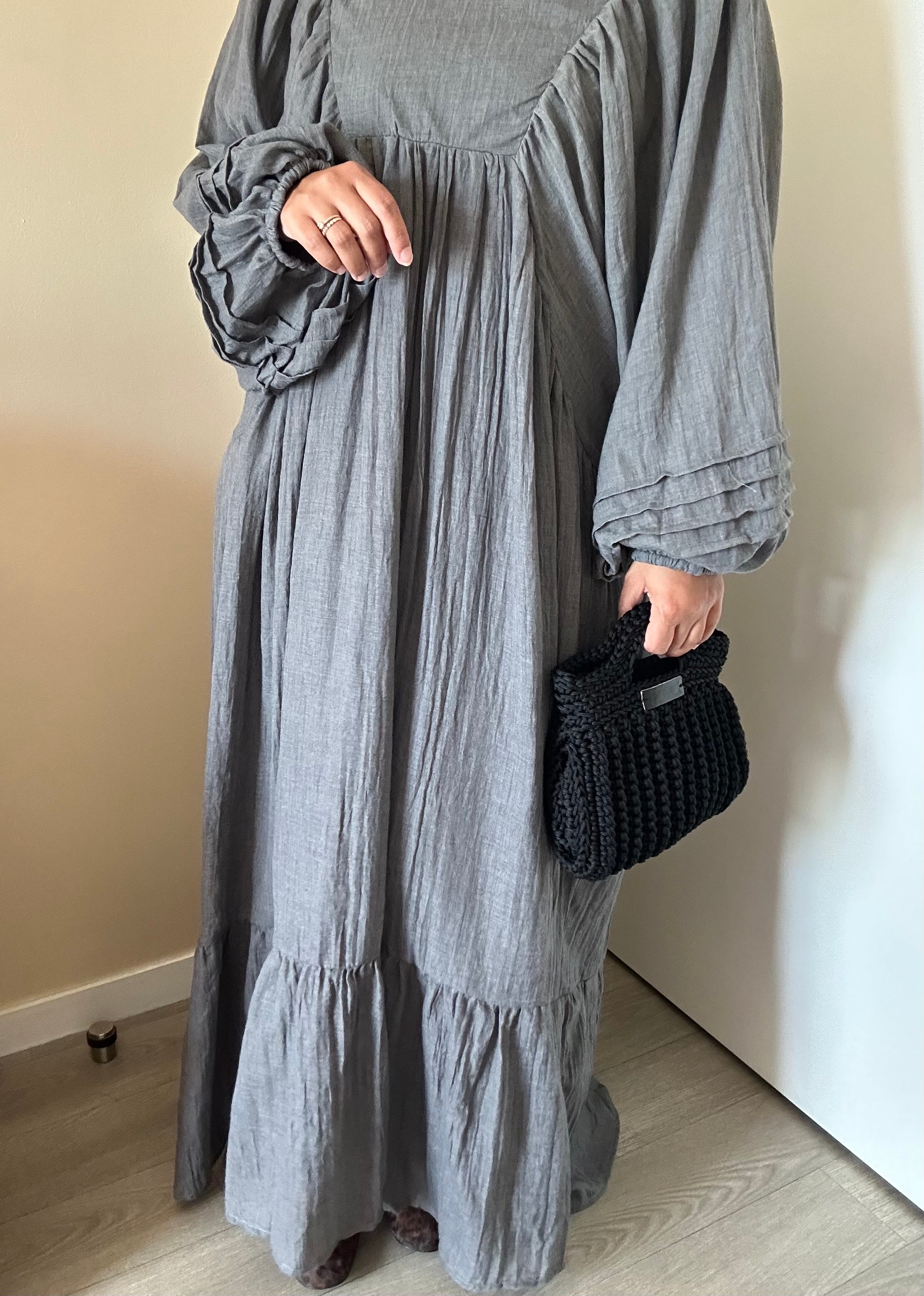 Robe manches bouffantes